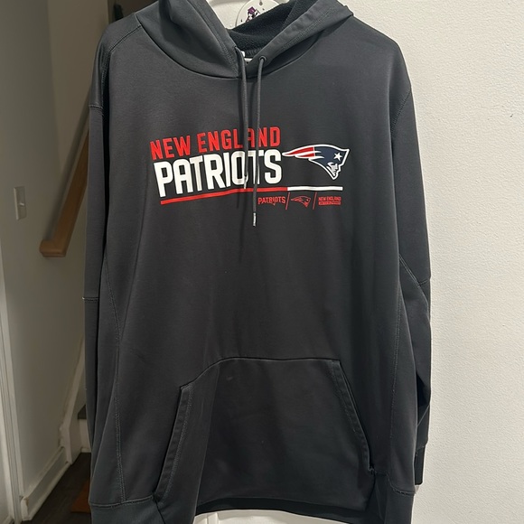 New England Patriots sweatshirt - Picture 1 of 6
